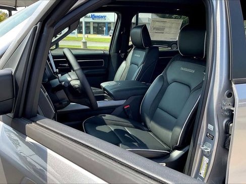 New 2026 RAM 1500 Laramie w/ Night Edition image 9