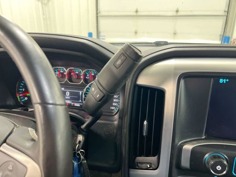 Used 2017 GMC Sierra 1500 SLE w/ SLE Value Package image 17