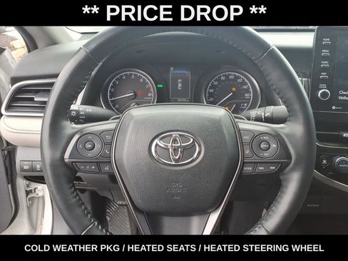 Used 2023 Toyota Camry SE w/ Cold Weather Package FWD image 19