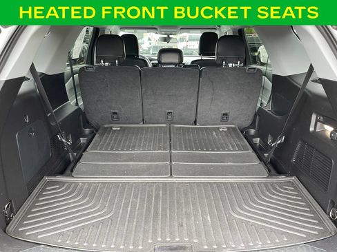 Used 2021 Ford Explorer XLT w/ Equipment Group 202A AWD/4WD image 13