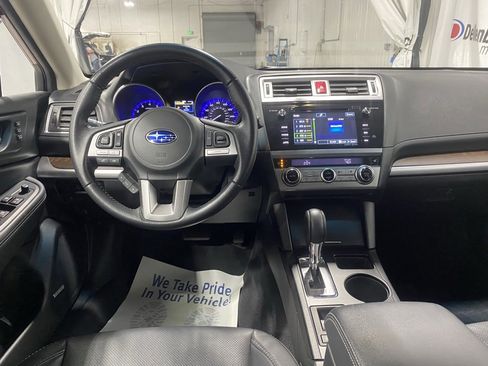 Used 2017 Subaru Outback 3.6R Limited image 12