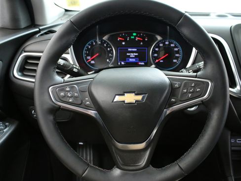 Certified 2024 Chevrolet Equinox LT w/ LPO, Floor Liner Package FWD image 15