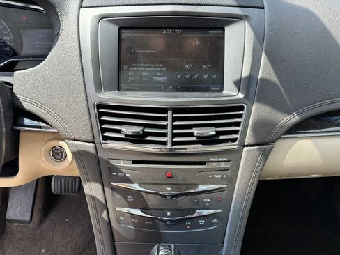 Used 2015 Lincoln MKT AWD w/ Equipment Group 201A image 25