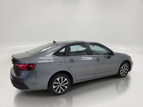 Used 2024 Volkswagen Jetta S FWD image 5