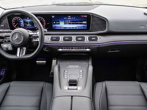 New 2026 Mercedes-Benz GLS 450 4MATIC image 12