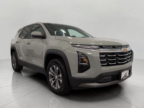 Used 2026 Chevrolet Equinox LT w/ Convenience Package II AWD/4WD image 1