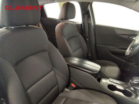 Used 2022 Chevrolet Malibu LT FWD image 37