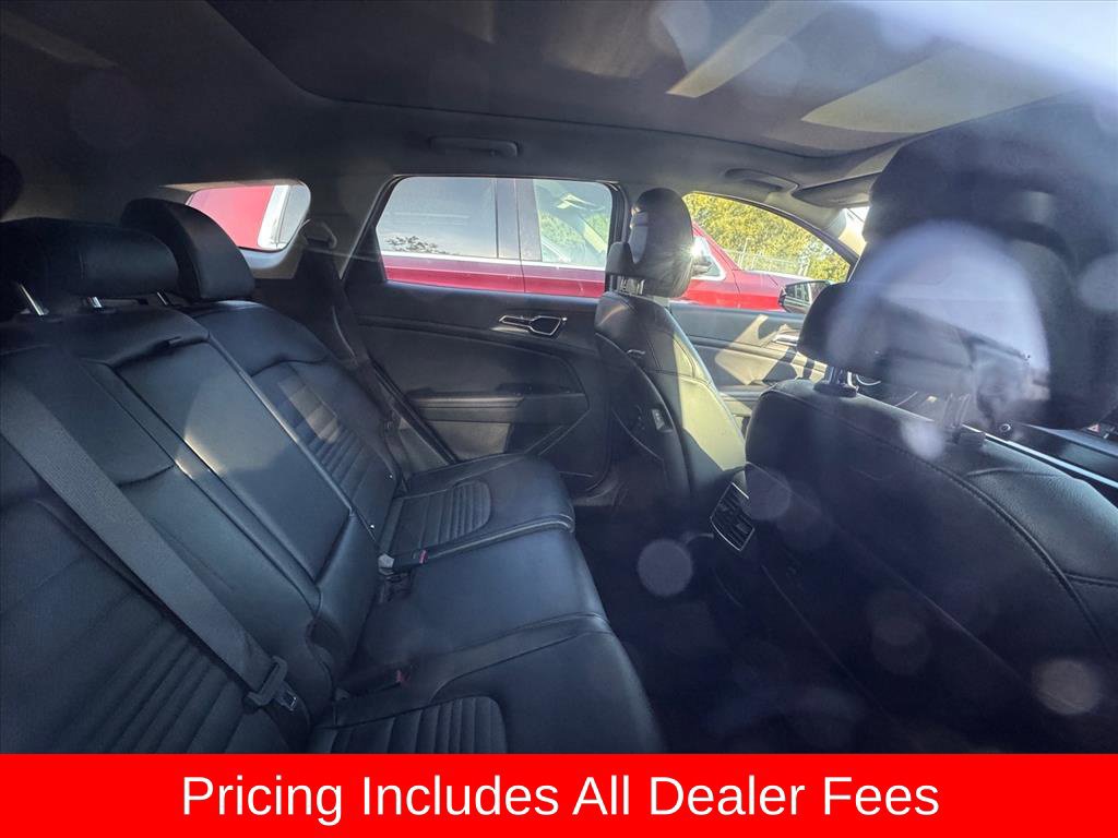 Certified 2023 Kia Sportage SX AWD/4WD image 4