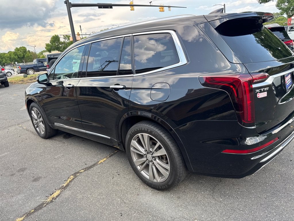 Used 2021 Cadillac XT6 Premium Luxury FWD image 5