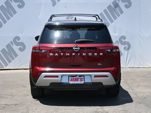 Used 2022 Nissan Pathfinder SL FWD image 4