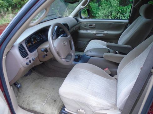 Used 2004 Toyota Tundra SR5 RWD image 10