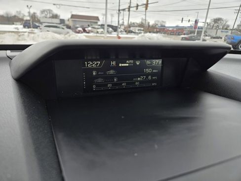 Used 2022 Subaru Crosstrek 2.5i Limited w/ Popular Package #3 image 8