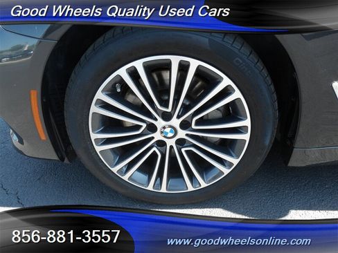 Used 2018 BMW 530i xDrive image 9