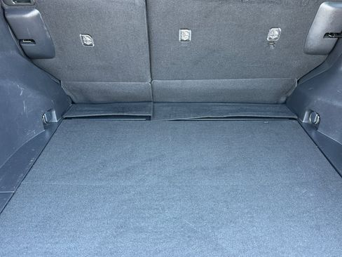 Used 2021 Toyota RAV4 LE AWD/4WD image 14