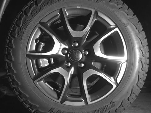 Used 2025 Jeep Compass Trailhawk image 12