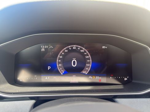 New 2026 Volkswagen Jetta SE FWD image 17
