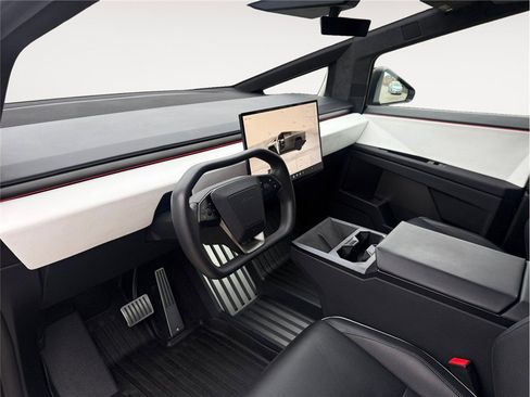 Used 2024 Tesla Cybertruck AWD Crew Cab image 11