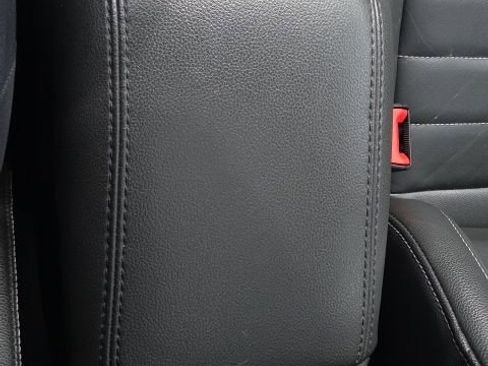 Used 2015 Ford C-MAX SEL w/ Equipment Group 302A image 38