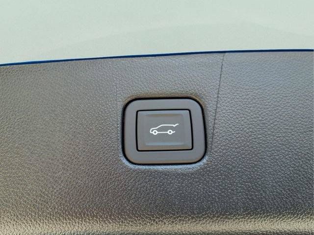 New 2026 Chevrolet Blazer RS w/ LPO, Floor Liner Package AWD/4WD image 7