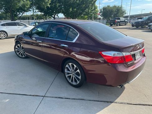 Used 2014 Honda Accord Sport image 4