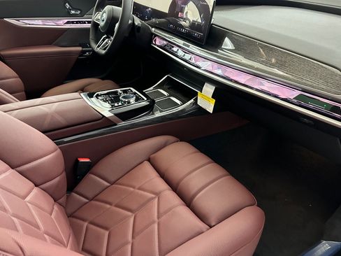 New 2026 BMW i7 eDrive50 w/ M Sport Package image 27