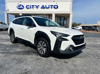 Used 2023 Subaru Outback Premium AWD/4WD video 1