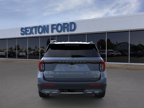 New 2026 Ford Explorer Active w/ Active Comfort Package image 5