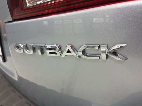 Used 2019 Subaru Outback 2.5i Limited image 39