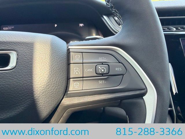 Used 2024 Jeep Grand Cherokee Altitude AWD/4WD image 16