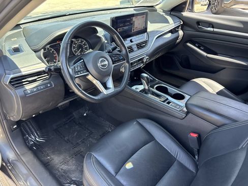 Used 2023 Nissan Altima 2.5 SL FWD image 14