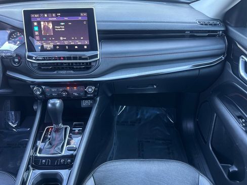 Used 2022 Jeep Compass Trailhawk w/ Trailhawk Convenience Group image 29