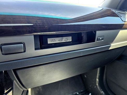 Used 2003 BMW 745Li image 40