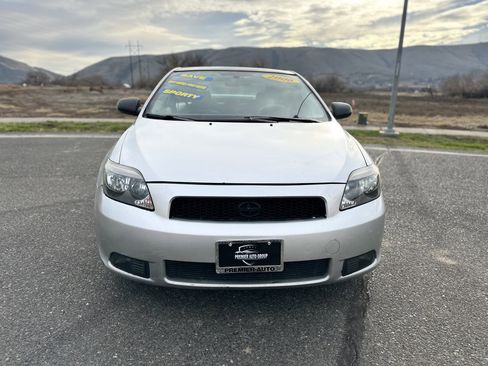 Used 2006 Scion tC image 2
