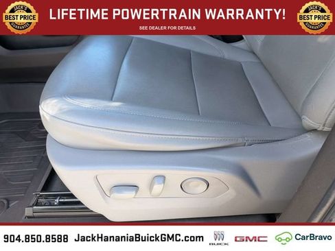Used 2023 GMC Sierra 1500 SLT w/ SLT Premium Plus Package AWD/4WD image 23