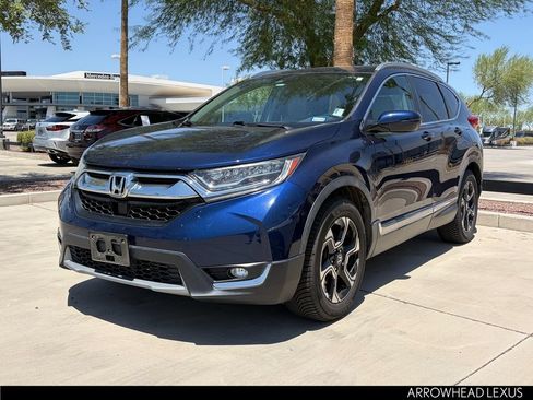 Used 2019 Honda CR-V Touring image 2