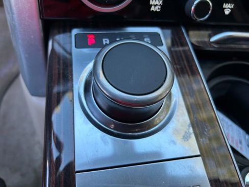 Used 2016 Land Rover Range Rover HSE image 24