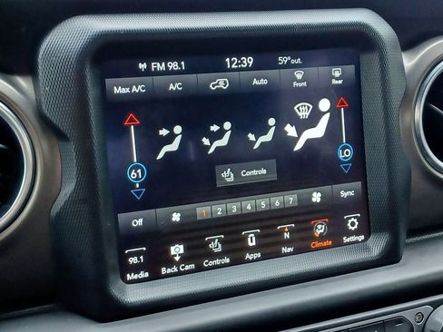 Used 2019 Jeep Wrangler Rubicon w/ Uconnect 4C Nav & Sound Group AWD/4WD image 23