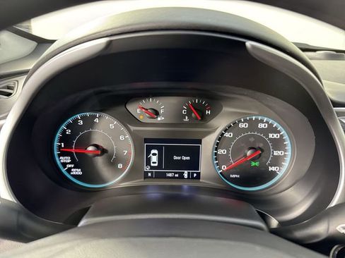 Used 2025 Chevrolet Malibu LS image 15