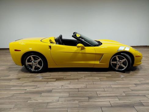 Used 2008 Chevrolet Corvette Convertible w/ Preferred Equipment Group RWD image 22