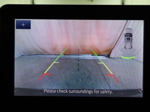 Used 2021 Ford Explorer XLT w/ Equipment Group 202A AWD/4WD image 16
