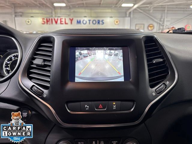 Certified 2021 Jeep Cherokee Latitude Plus AWD/4WD image 23