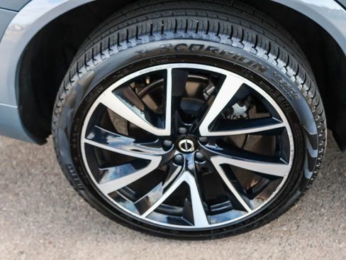 Used 2023 Volvo XC90 B5 Plus w/ Protection Package Premier image 14