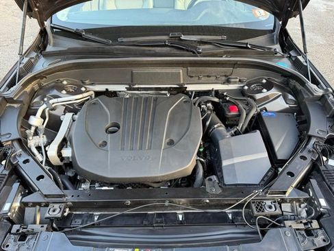 Certified 2023 Volvo XC60 B5 Plus w/ Climate Package image 16