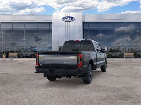 New 2026 Ford F250 Platinum w/ Platinum Plus Package AWD/4WD image 8