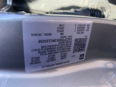 Used 2024 Chevrolet Colorado Z71 w/ Advanced Trailering Package image 24