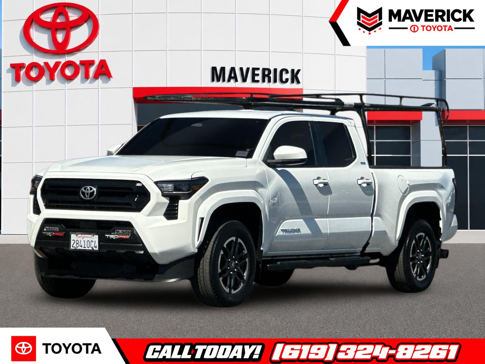 Used 2024 Toyota Tacoma SR5 AWD/4WD image 1