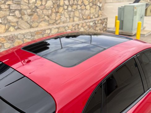 Used 2018 Porsche Macan GTS image 18