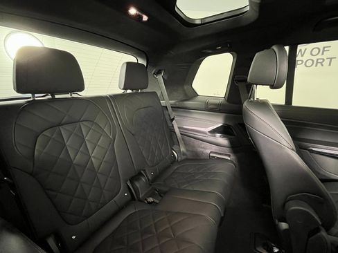 Certified 2024 BMW X7 xDrive40i w/ M Sport Package image 19
