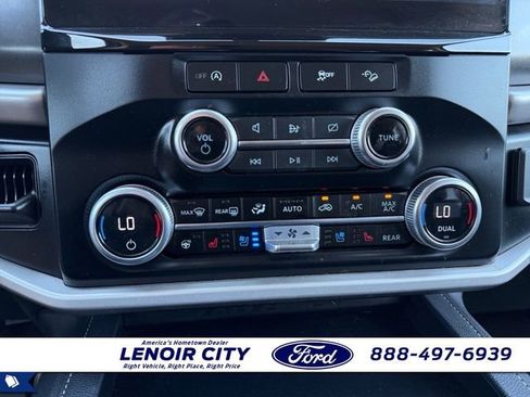 Used 2024 Ford Expedition Max XLT AWD/4WD image 26