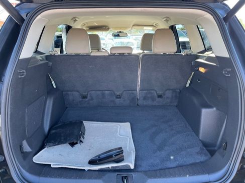 Used 2016 Ford Escape Titanium image 31